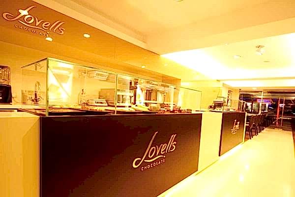 <p>
	Lovells Chocolate</p>
