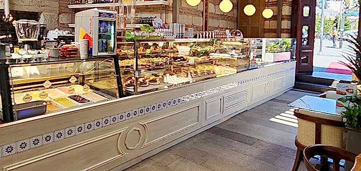 Alaçatı Muhallebicisi