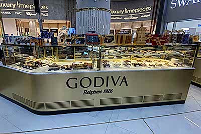 Godiva Çikolata Dolabı