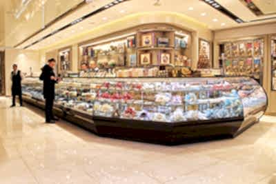 Pelit Pastanesi pasta vitrini