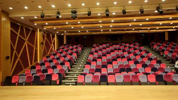 ANKARA ÇAYYOLU DOĞA KOLEJİ KONFERANS SALONU