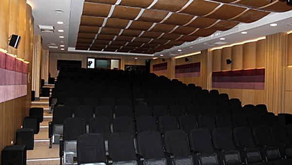 ATAŞEHİR DOĞA KOLEJİ KONFERANS SALONU