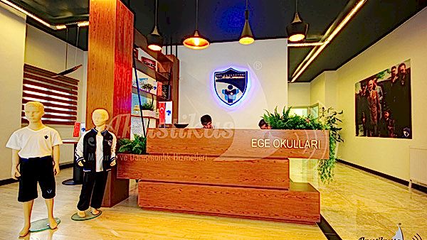 ATAŞEHİR EGE OKULLARI LOBİ DEKORASYONU