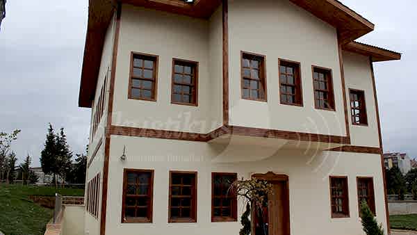 Bağcılar Belediyesi Orhan Gazi Parkı - Sivas Evi Ahşap İşleri