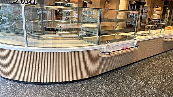 ASLI BÖREK BAĞLARBAŞI ŞUBESİ AHŞAP DEKORASYON