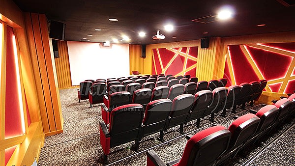 BAHÇEŞEHİR MEKTEBİM SİNEMA SALONU
