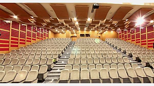 BAHÇEŞEHİR-2 DOĞA KOLEJİ KONFERANS SALONU