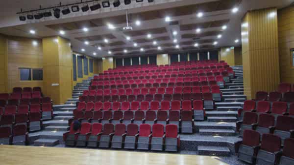 BURSA ERTUĞRUL OKULLARI KONFERANS SALONU