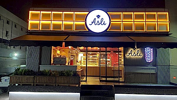 ASLI BÖREK DUDULLU FABRİKA ŞUBESİ AHŞAP DEKORASYON