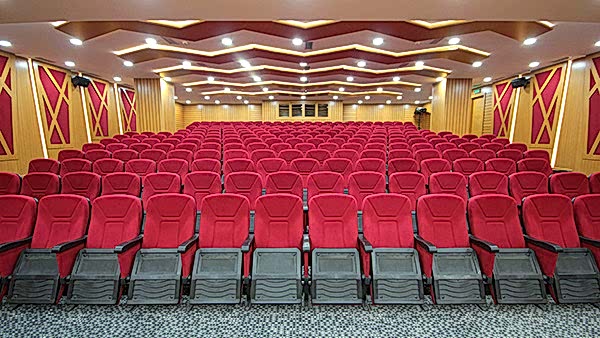 MALTEPE YÖNDER OKULLARI KONFERANS SALONU