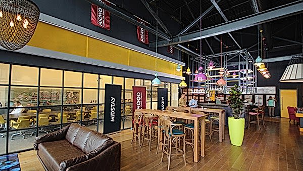 MİDWOOD SİNEMA PLATFORMU GENEL MERKEZ DEKORASYONU