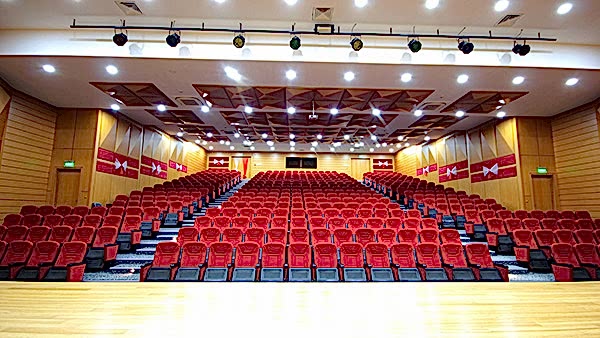 ÜMRANİYE MEKTEBİM OKULLARI KONFERANS SALONU